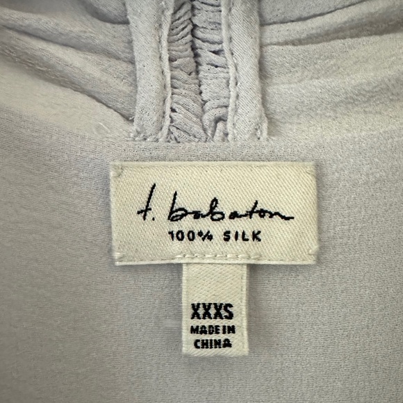 Aritzia Babaton silk blouse size xxxs - Picture 2 of 10